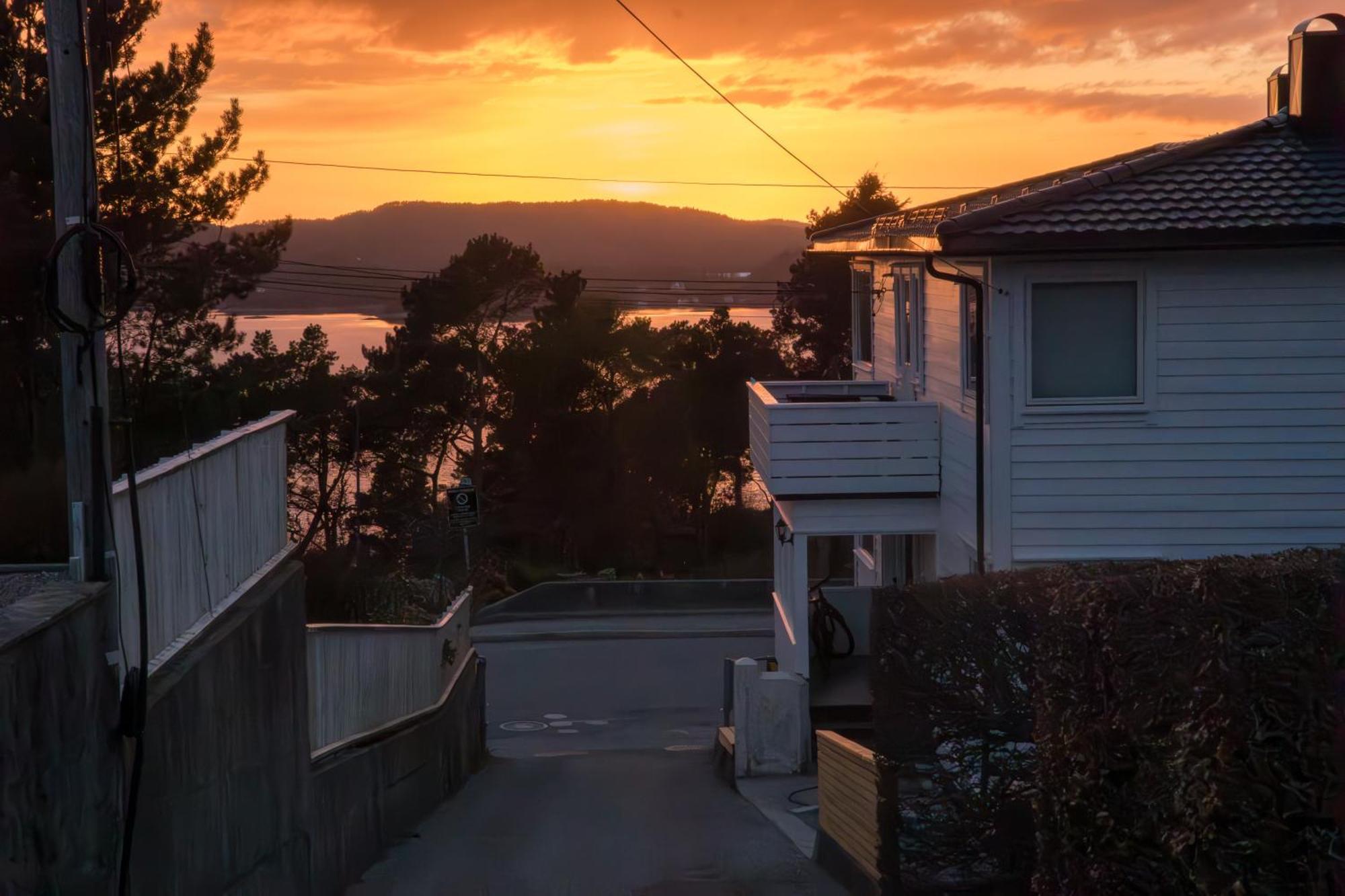 Golden Fjord-View Apartment Берген Екстериор снимка